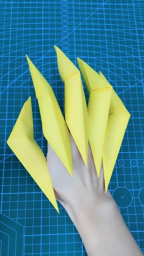 纸爪子的折法（纸爪子的折法专家详解）