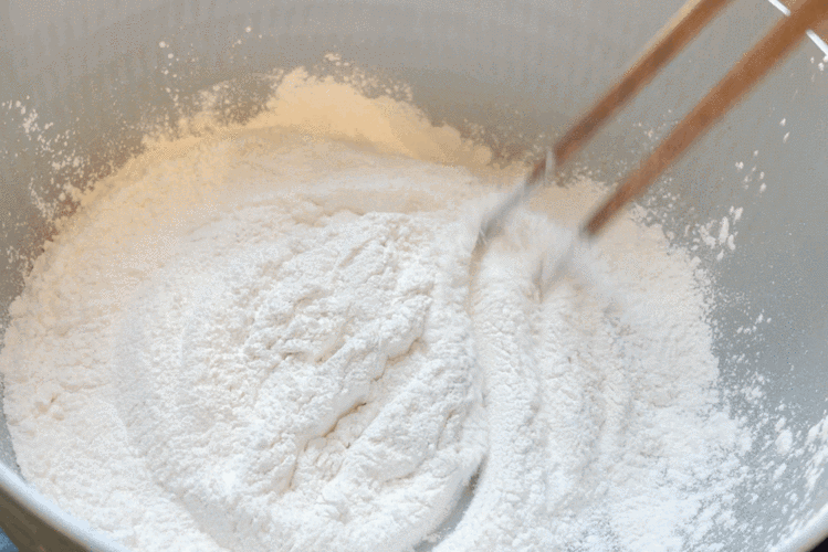 生糯米粉怎么做成熟糯米粉烤箱（糯米粉怎么用烤箱变熟糯米粉）