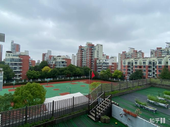 上海上南中学东校房子买了几年可以进校读书