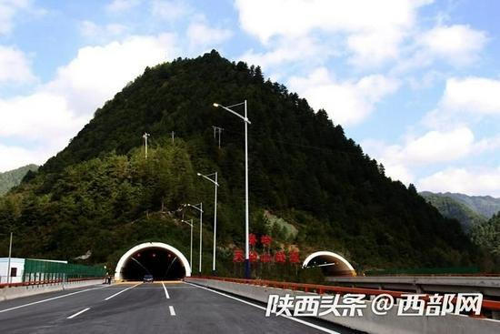 秦岭天台山高速隧道有多长