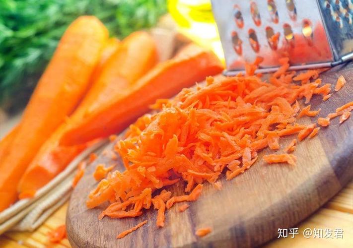 生胡萝卜和熟的哪个吃法更营养