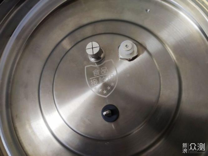 九阳电压力煲上盖内侧怎么清洗，九阳电压力煲锅盖怎么拆卸图解