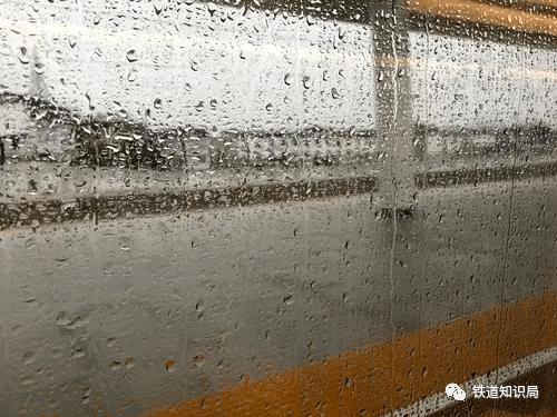 下雨天火车能走吗