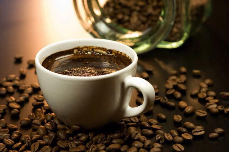 黑咖啡是早上空腹喝还是早餐后喝