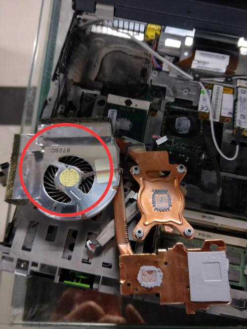 电脑CPU风扇怎么拆下来清理，电脑cpu风扇怎样拆卸图解