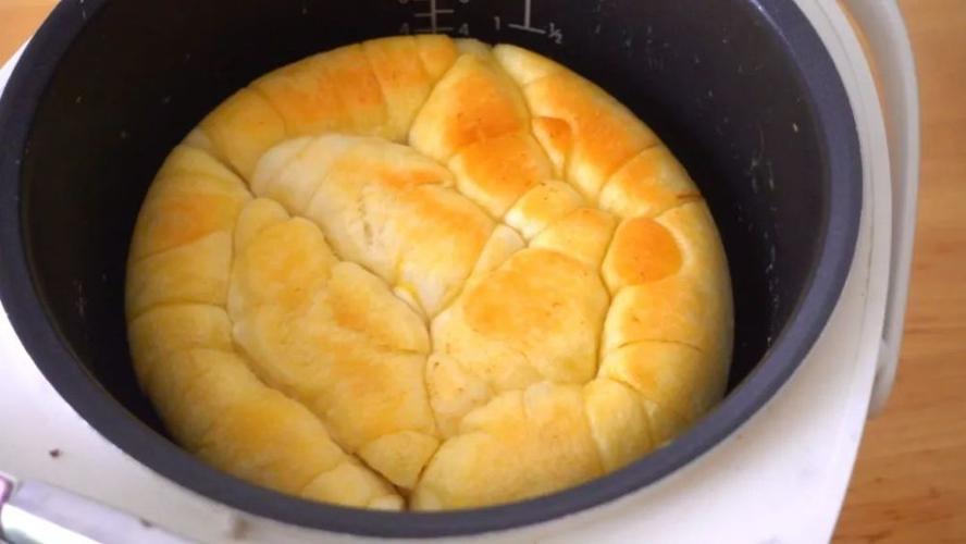 上一道面包粉用美的电饭煲做面包的做法