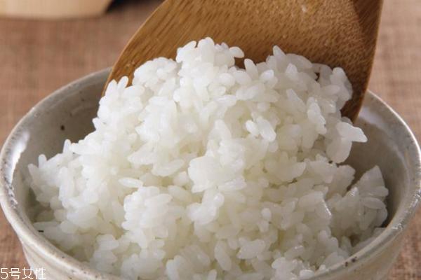 米饭生硬怎么补救