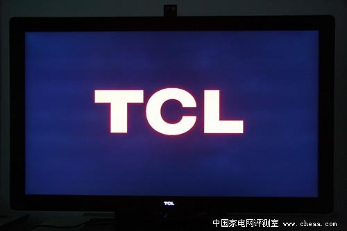 tcl电视开机显示logo卡住不动发暗，tcl电视一开机放了一会就黑了