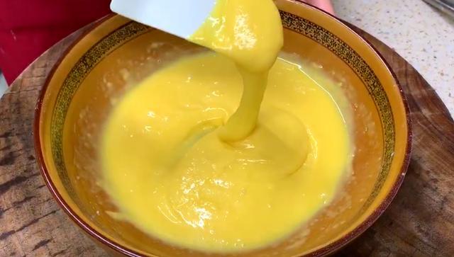 320克面粉怎么配鸡蛋做蛋糕（6个鸡蛋做蛋糕用几克低筋面粉）
