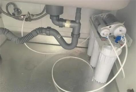 净水器不上水怎么回事维修灯亮了，净水器不上水最简单的解决方法