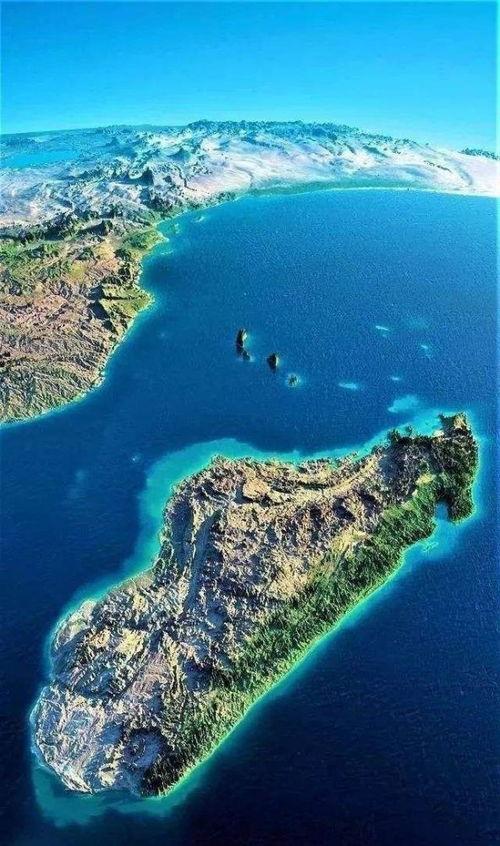 伊朗最大的岛屿是哪个（伊朗最好的三个岛）