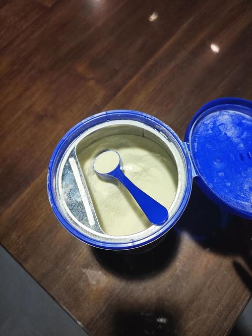 泡好的奶粉在冰箱可以存放多久（泡好的奶粉放冰箱冷藏能保存多久）