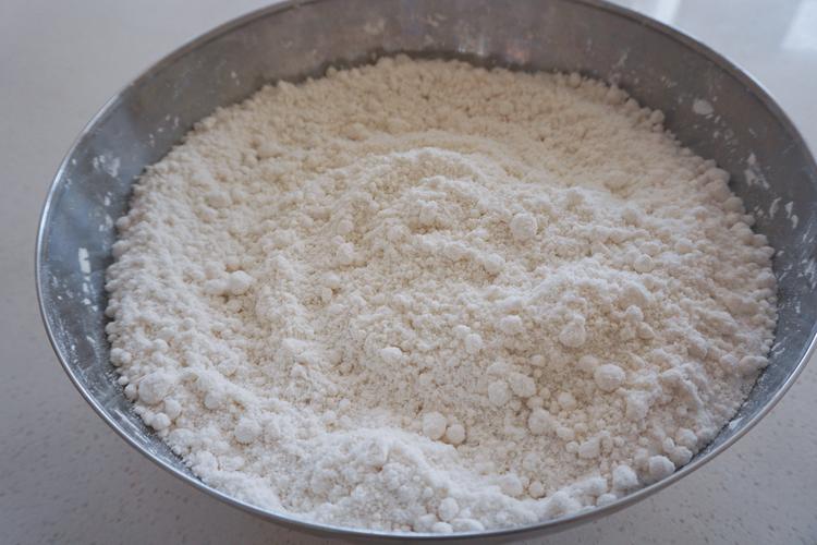 怎样把糯米粉烘熟 变成熟的糯米粉（糯米粉怎么加工成水磨糯米粉）