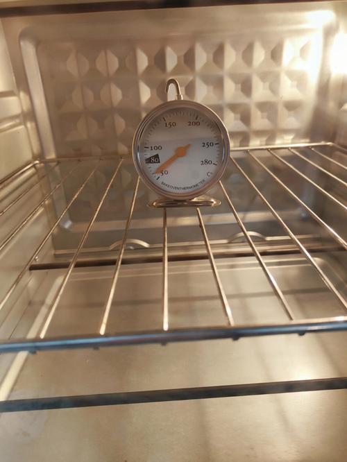 电烤箱温度一般多少度