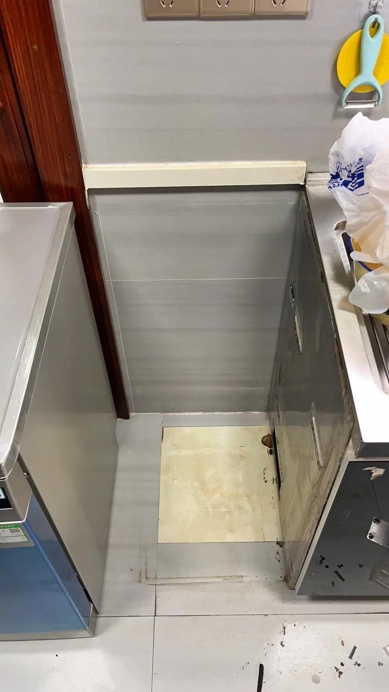 装修好的橱柜如何加嵌入式洗碗机（嵌入式洗碗机如何和橱柜平齐）