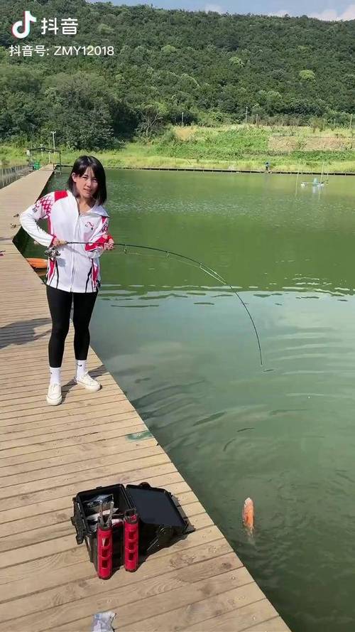 钓鱼的女生有哪些特征
